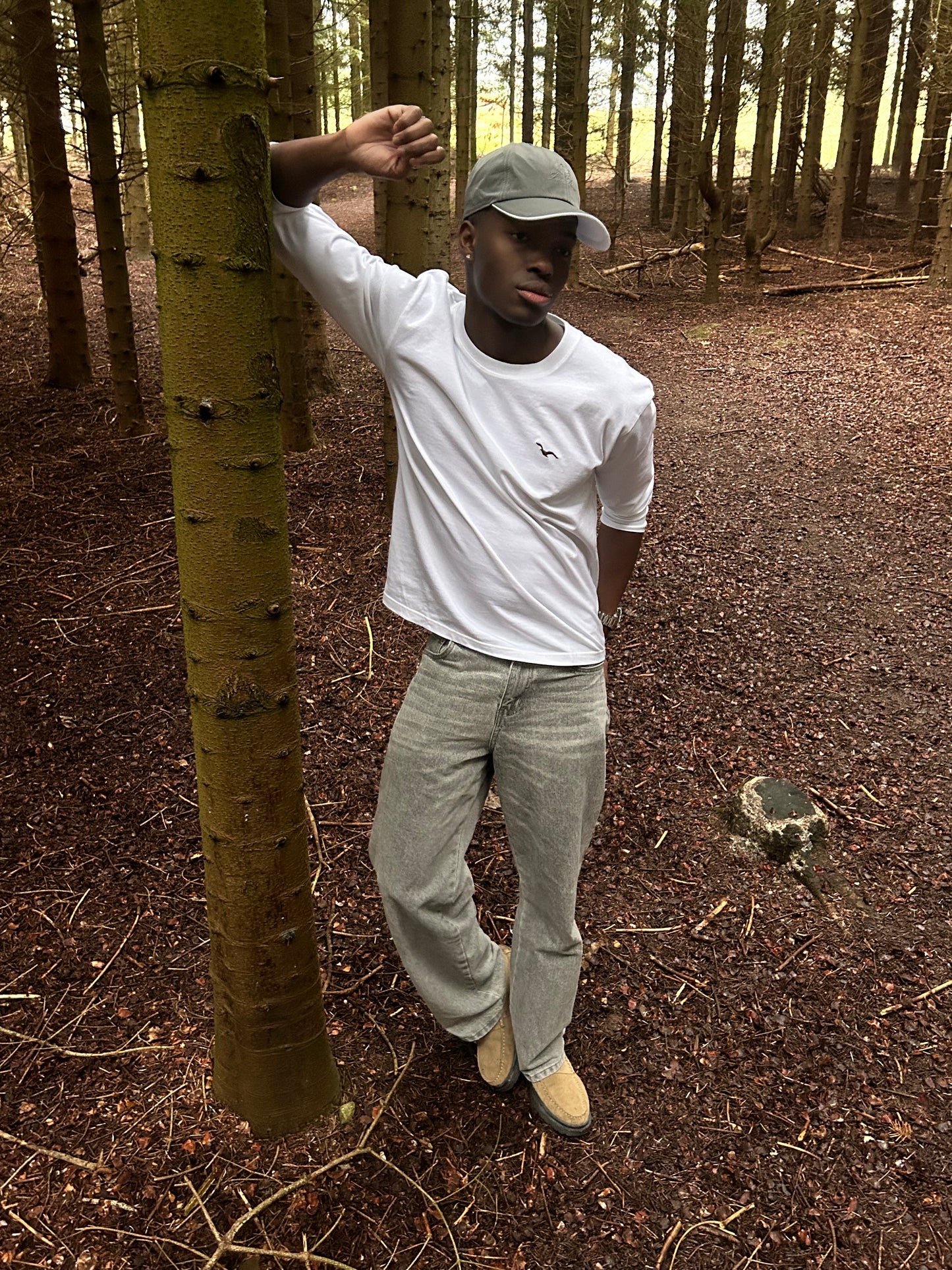 (PRE-ORDER 4 UGER) - Long Sleeve T-Shirt / MOCHA
