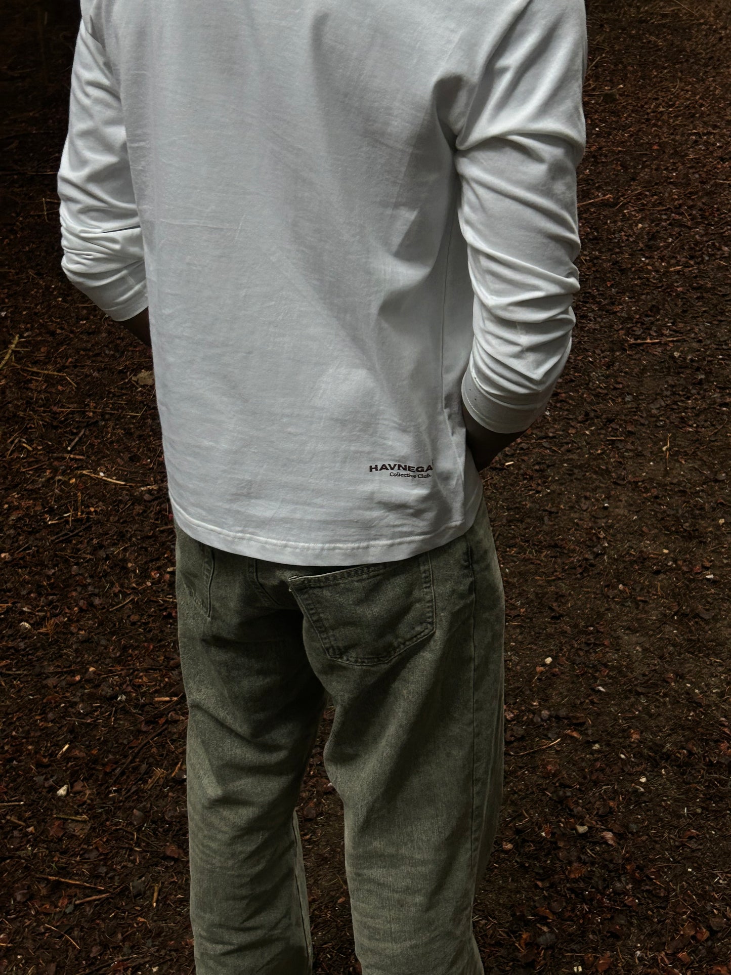 (PRE-ORDER 4 UGER) - Long Sleeve T-Shirt / MOCHA
